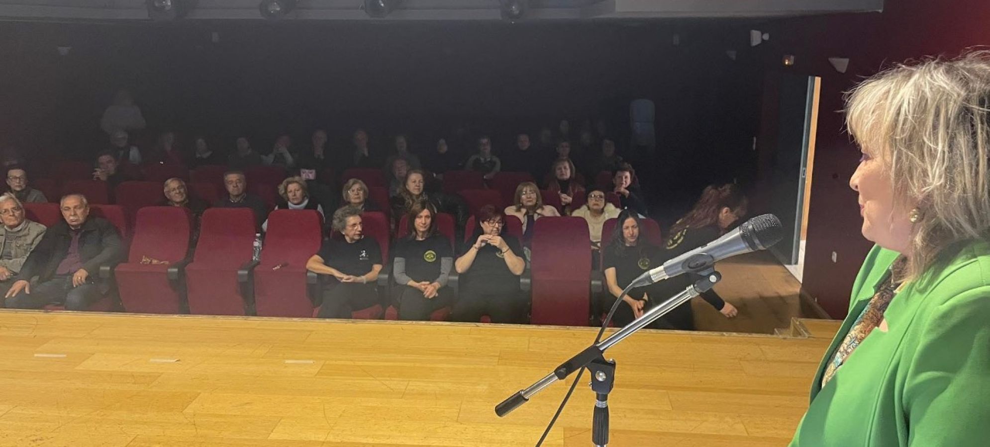 Η Αντιδήμαρχος Τέτα Μπονάτσου πρωτοπορεί με την παρουσίαση Τάι Τσι στα ΚΑΠΗ του Δήμου Κορινθίων